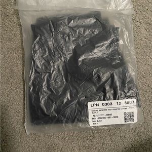 NWT Fabletics anywhere high waisted legging large short